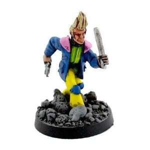   Judge Dredd 28mm Miniatures Juve with Handgun and Club Toys & Games