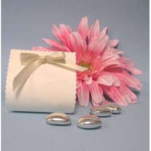  Off White Floral Scalloped Favor Containers   Wedding 