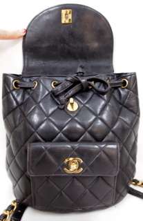 VINTAGE CHANEL LAMB SKIN QUILTED BACKPACK DRAWSTRING CHAIN STRAP GOLD 