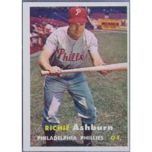  Richie Ashburn 1957 Topps Card #70