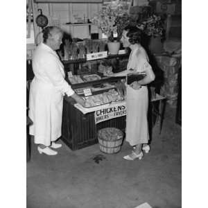    [ca. 1937] Market scenes Market pix for News Week