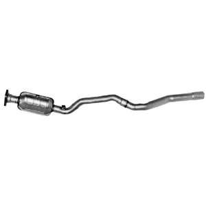  Benchmark BEN81311M Direct Fit Catalytic Converter (CARB 