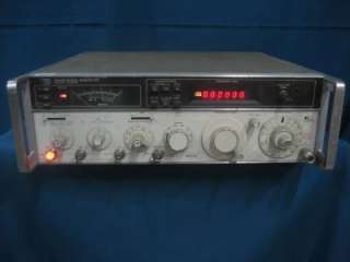 HP 8640B Signal Generator  