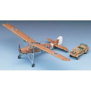   Fi156 Storch Afika Korp Airplane w/Kubelwagen Kit Toys & Games