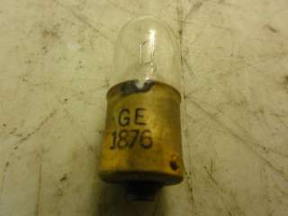 17901 NEW GE 1876 Lamp 3.5 Volts 2.5 Amp  