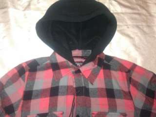 NEW NO RETREAT HOODED PLAID BUTTON UP BOYS M 8 10  