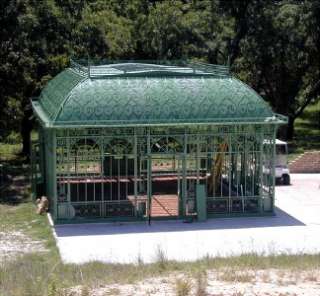 LARGE CUSTOM VICTORIAN STYLE GREENHOUSE / CONSERVATORY  