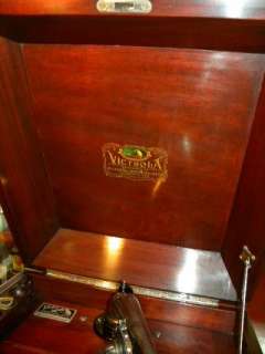   Antique Victor Victrola VV XIV Mahogany Floor Model Phonograph  