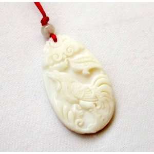    Natural Shell Chinese Zodiac Rooster Amulet Pendant Jewelry