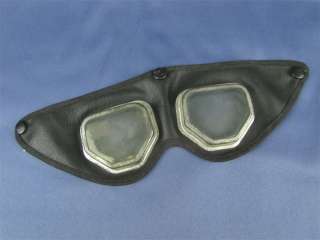 Vintage Look Leather Three Buttoned Aviation Goggles  