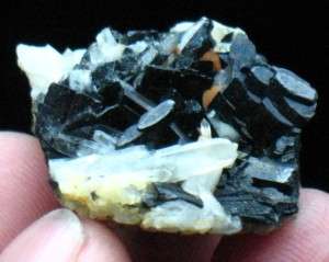 Top quality Black WOLFRAMITEw/quartz specimen  