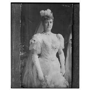  unidentified woman