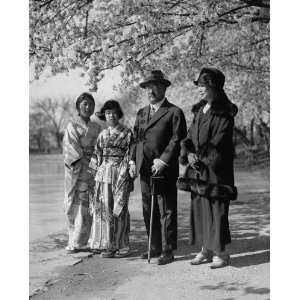  1925 photo Amb. Matsudaira with wife and daughters, 3/28 
