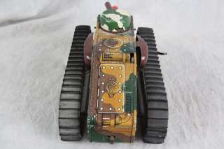 L352 VTG MARX E 12 TIN LITHOGRAPHED ARMY TANK WINDUP CAMOUFLAGE  