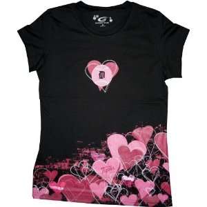  Detroit Tigers Ladies Black T shirt w/Pink Hearts