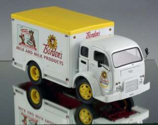 Danbury Mint Die cast truck 1955 Borden Milk Truck  