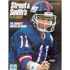   Magazine (New York Giants) Street & Smith Pro Football 1987 Sports