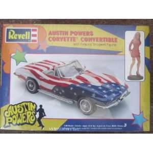   Powers Corvette Convertible with Felicity Shagwell Figure Model Kit