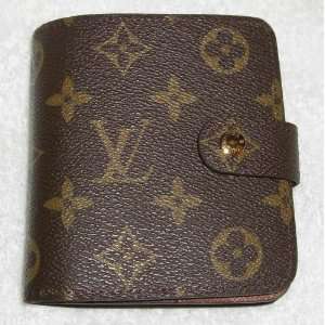  Louis Vuitton Zipped Compact Wallet 
