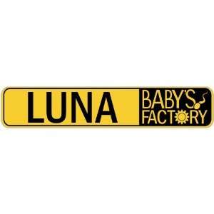 LUNA BABY FACTORY  STREET SIGN