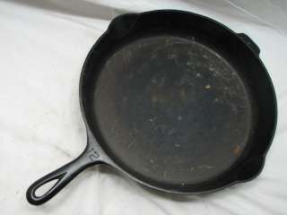 GRISWOLD NO.12 LG CAST IRON SKILLET PAN W/SMOKE RING 719 D  