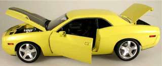 Dodge Challenger Diecast Model 118 Yellow 2006 2011 style body Brand 