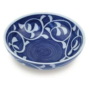 Ceramic Bowl   Blue and White Ivy Spiral Design