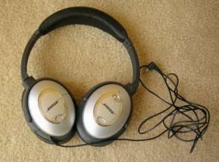 Bose QC 2 QuietComfort Acoustic Noise Cancelling Headphones & Case 