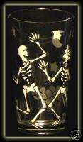 Day of the Dead Skull Art Skeleton Love Jig Pint Glass  