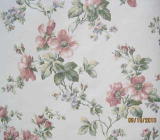 FLOWERS ROSES ON OFF WHITE wallpaper Double Roll  