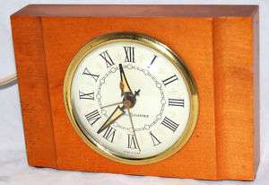 Vintage GE Model 7277 Maple Bezel Alarm Clock Working  