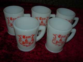 VINTAGE MCKEE CHRISTMAS TOM AND JERRY CUPS MUGS PRISTINE LOT OF 5 
