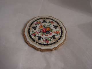 Vintage Stratton Pretty Floral Compact~England~  