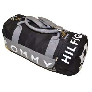  Tommy Hilfiger Big Logo Duffle Bag (Black) Clothing