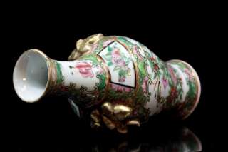 Magnificent antique Chinese Porcelain Bottle Vase Figures 19th C 