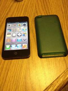 32GB Ipod Touch 4th Generation, Excellent condition 0885909395095 