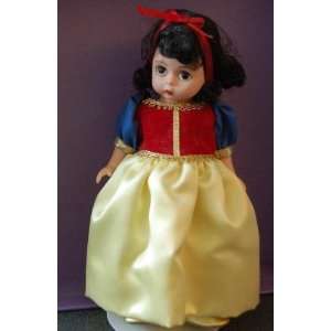  Madame Alexander Snow White Doll #13800 