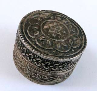 ANTIQUE STERLING OLD SILVER SNUFF BOX  