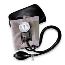   cuff with artery label and manometer tab Zippered carrying case