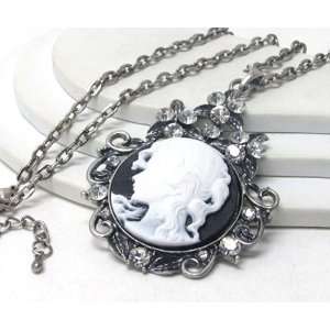  Beautiful Large Crown Crystal Framed Black Cameo Woman Necklace 