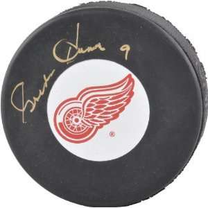 Gordie Howe Autographed Hockey Puck