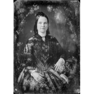  1846 photo of Mary Todd Lincoln. Size of photo 7.1x10 