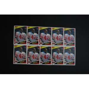Ronnie Lott 1984 Topps Football (10) Card Lot (San Francisco 49ers)