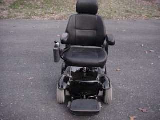 ELECTRIC MOBILITY POWER CHAIR SCOOTER IN EXCELLENT CONDITION  