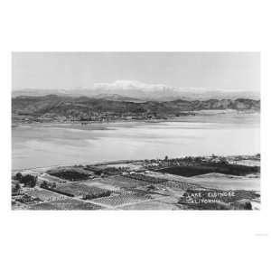     Lake Elsinore, CA Premium Poster Print, 24x32