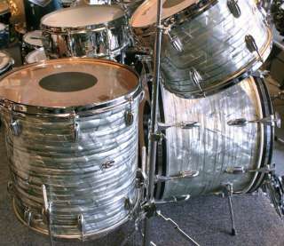   Light Blue Pearl 5 Piece Drum Set Drums W/Vintage Hardware  
