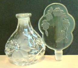 Cut Glass Perfume Set Bottle w/ Intaglio Stopper   Powder Box & Tray 